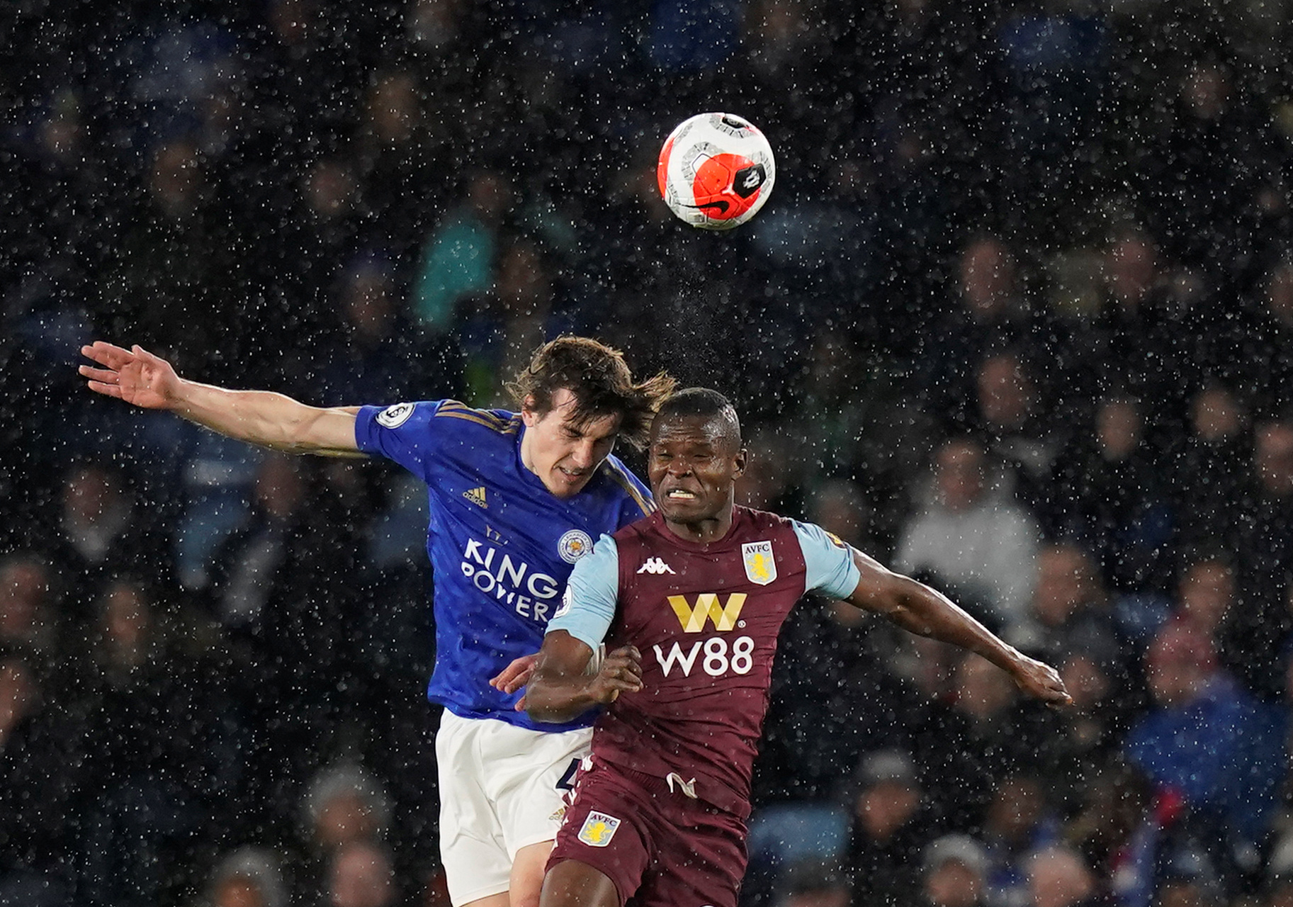 乃比江赛后主动道歉：给看球的家人们道歉，也对不住侯哥.